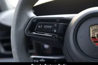 Porsche Taycan din 2024 cu 15.932 km - oferta POR152924 - foto 31