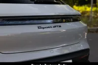 Porsche Taycan din 2024 cu 15.932 km - oferta POR152924 - foto 33