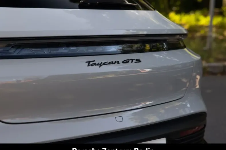 Porsche Taycan din 2024 cu 15.932 km - oferta POR152924 - foto 33