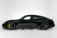 Porsche Taycan din 2024 cu 21.235 km - oferta POR152925 - foto 2