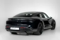 Porsche Taycan din 2024 cu 21.235 km - oferta POR152925 - foto 9