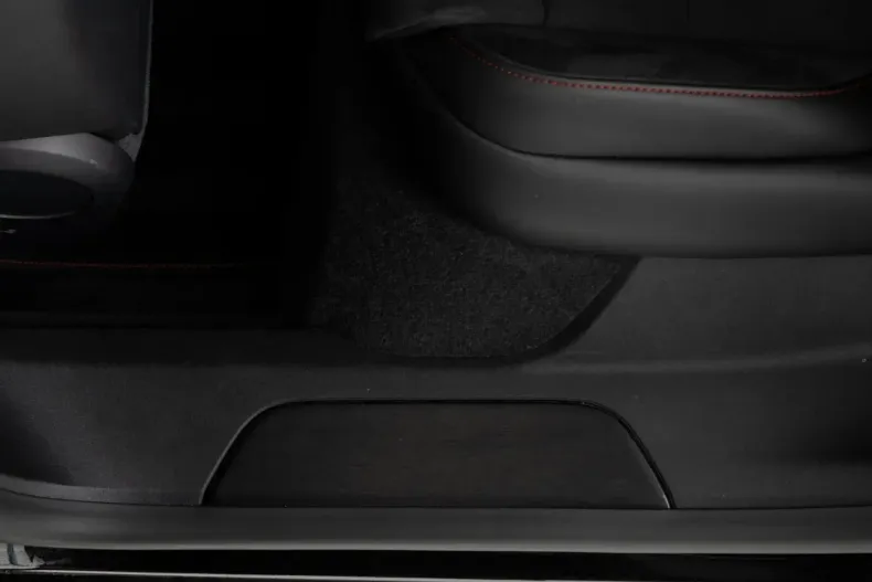 Porsche Taycan din 2024 cu 21.235 km - oferta POR152925 - foto 26