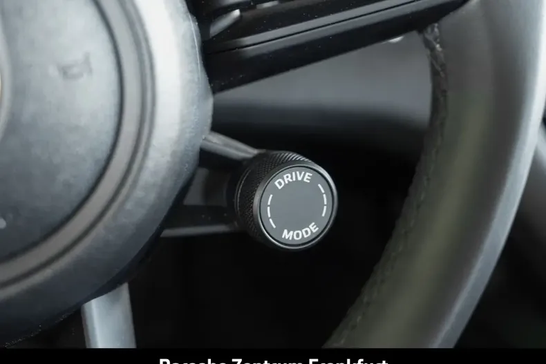 Porsche Taycan din 2024 cu 26.900 km - oferta POR152930 - foto 12