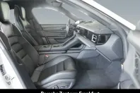 Porsche Taycan din 2024 cu 26.900 km - oferta POR152930 - foto 15