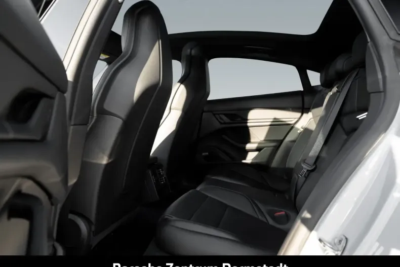 Porsche Taycan din 2024 cu 26.580 km - oferta POR152934 - foto 7