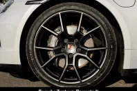 Porsche Taycan din 2024 cu 26.580 km - oferta POR152934 - foto 10