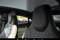 Porsche Taycan din 2024 cu 26.580 km - oferta POR152934 - foto 29