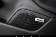 Porsche Taycan din 2024 cu 26.580 km - oferta POR152934 - foto 30