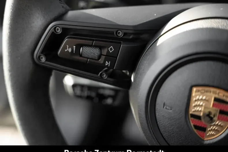 Porsche Taycan din 2024 cu 26.580 km - oferta POR152934 - foto 33