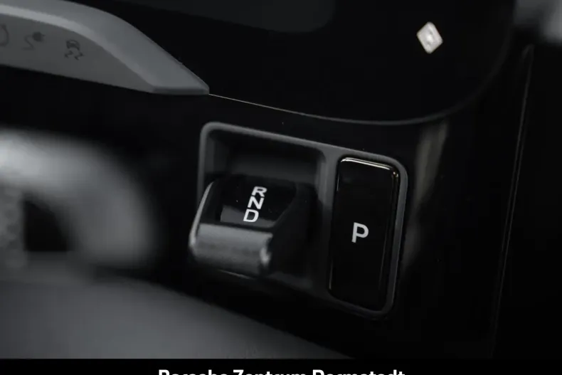 Porsche Taycan din 2024 cu 26.580 km - oferta POR152934 - foto 36