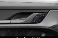 Porsche Taycan din 2024 cu 28.500 km - oferta POR152935 - foto 20