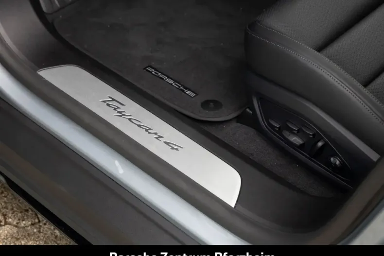 Porsche Taycan din 2024 cu 28.500 km - oferta POR152935 - foto 21