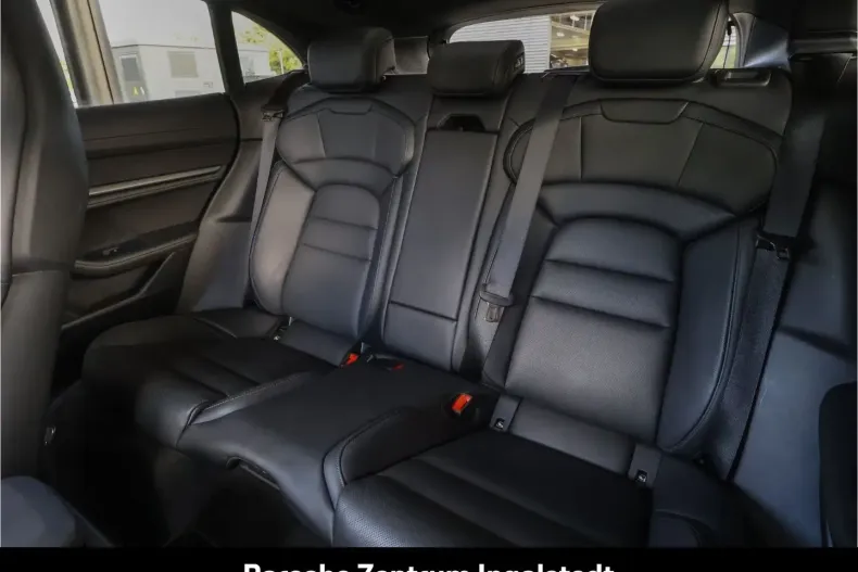 Porsche Taycan din 2024 cu 26.000 km - oferta POR152936 - foto 23