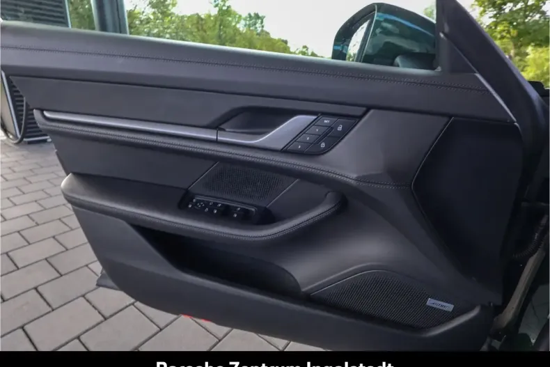 Porsche Taycan din 2024 cu 26.000 km - oferta POR152936 - foto 24