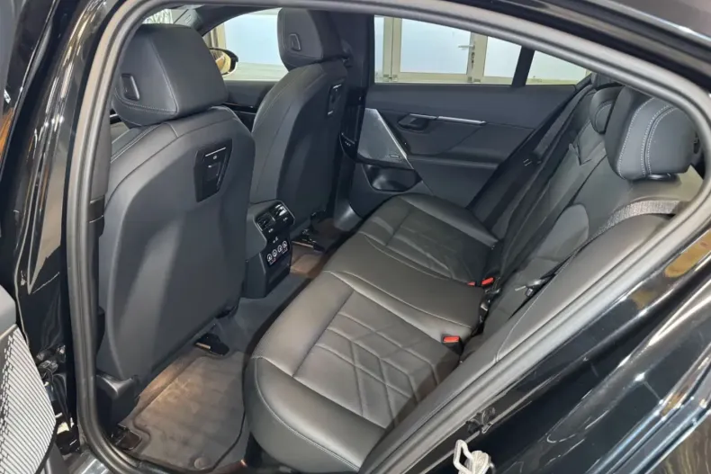 BMW 520 din 2024 cu 28.681 km - oferta BMW152938 - foto 14