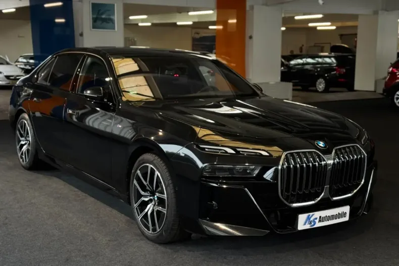 BMW 740 din 2024 cu 29.700 km - oferta BMW152940 - foto 3