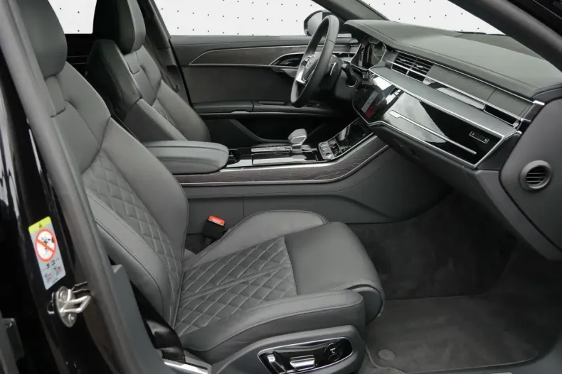 Audi A8 din 2025 cu 28.100 km - oferta AUD152943 - foto 7