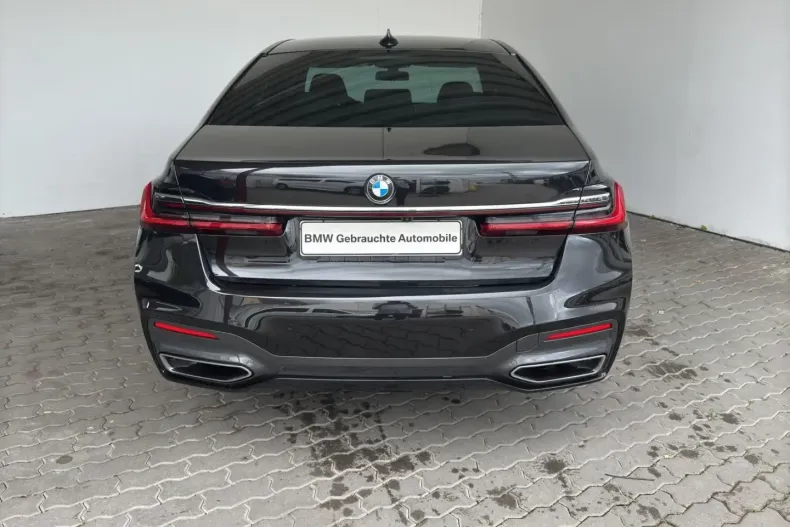 BMW 730 din 2022 cu 87.277 km - oferta BMW152946 - foto 3