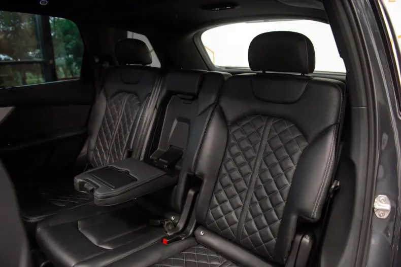 Audi SQ7 din 2022 cu 54.272 km - oferta AUD152947 - foto 31