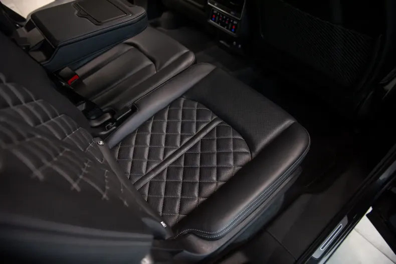 Audi SQ7 din 2022 cu 54.272 km - oferta AUD152947 - foto 34