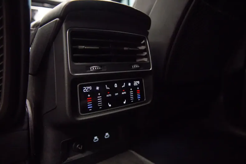 Audi SQ7 din 2022 cu 54.272 km - oferta AUD152947 - foto 35