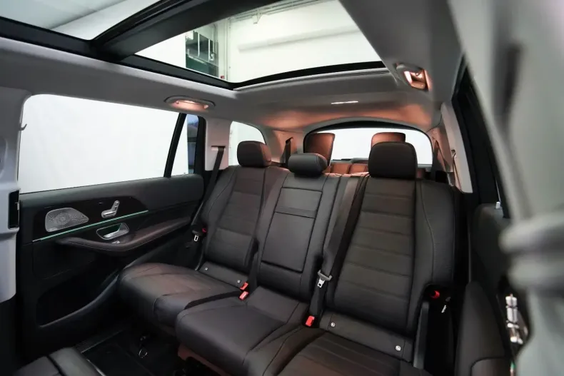 Mercedes-Benz GLS 350 din 2025 cu 22.700 km - oferta MER152957 - foto 44