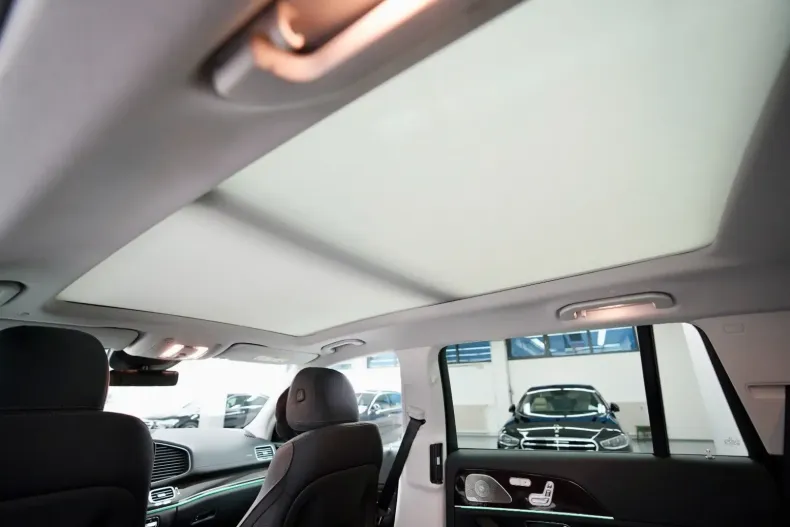 Mercedes-Benz GLS 350 din 2025 cu 22.700 km - oferta MER152957 - foto 49