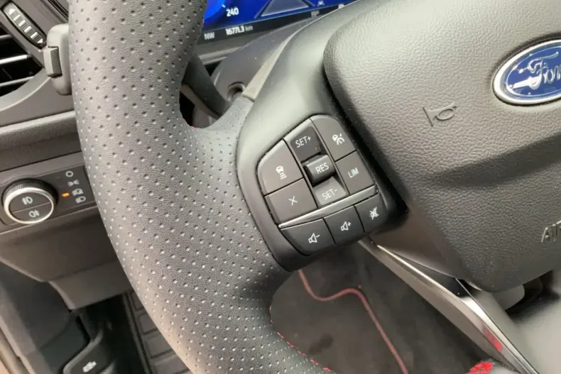 Ford Kuga din 2024 cu 16.768 km - oferta FOR152959 - foto 21