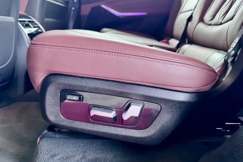 BMW X7 din 2021 cu 61.401 km - oferta BMW152969 - foto 37