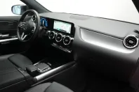 Mercedes-Benz GLA 200 din 2021 cu 97.000 km - oferta MER152973 - foto 6