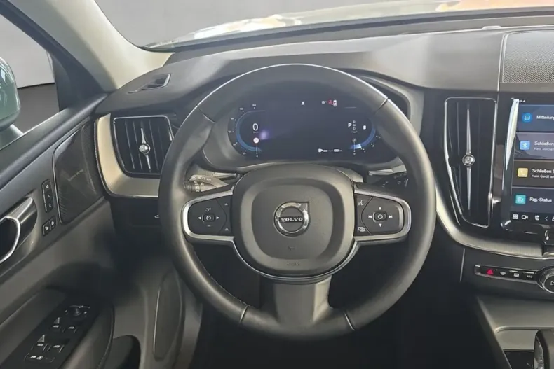 Volvo XC60 din 2024 cu 12.516 km - oferta VOL152974 - foto 9