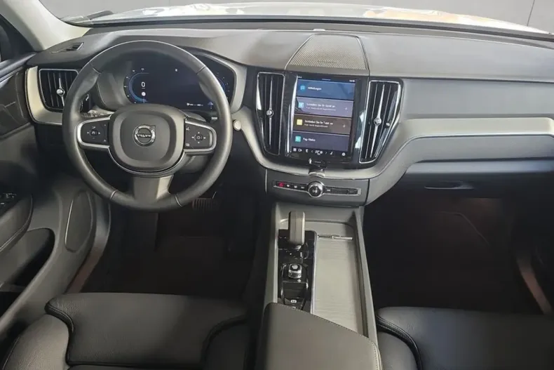 Volvo XC60 din 2024 cu 12.516 km - oferta VOL152974 - foto 11