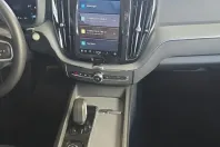 Volvo XC60 din 2024 cu 12.516 km - oferta VOL152974 - foto 12