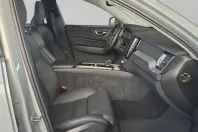 Volvo XC60 din 2024 cu 12.516 km - oferta VOL152974 - foto 16