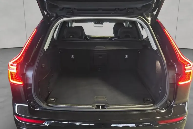 Volvo XC60 din 2024 cu 19.823 km - oferta VOL152976 - foto 6