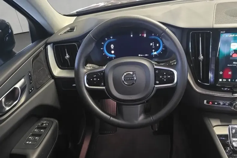 Volvo XC60 din 2024 cu 19.823 km - oferta VOL152976 - foto 8