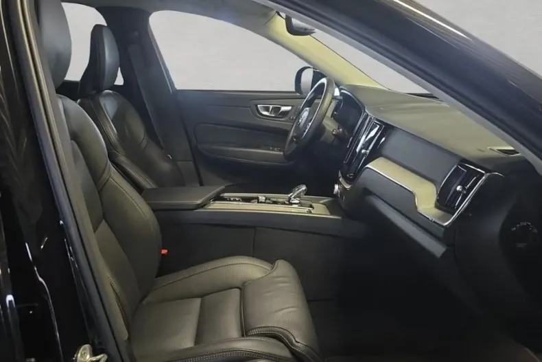 Volvo XC60 din 2024 cu 19.823 km - oferta VOL152976 - foto 16