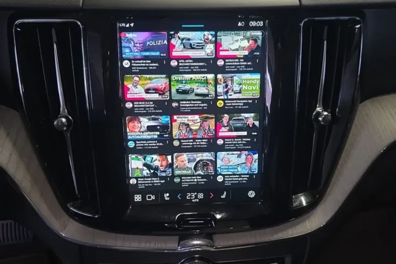 Volvo XC60 din 2024 cu 19.823 km - oferta VOL152976 - foto 20