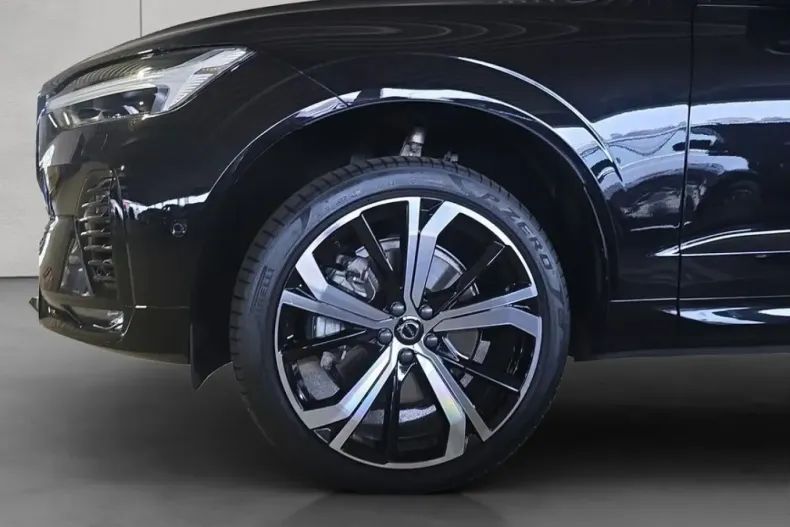 Volvo XC60 din 2024 cu 19.823 km - oferta VOL152976 - foto 21