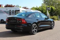 Volvo S60 din 2023 cu 10.500 km - oferta VOL152978 - foto 3