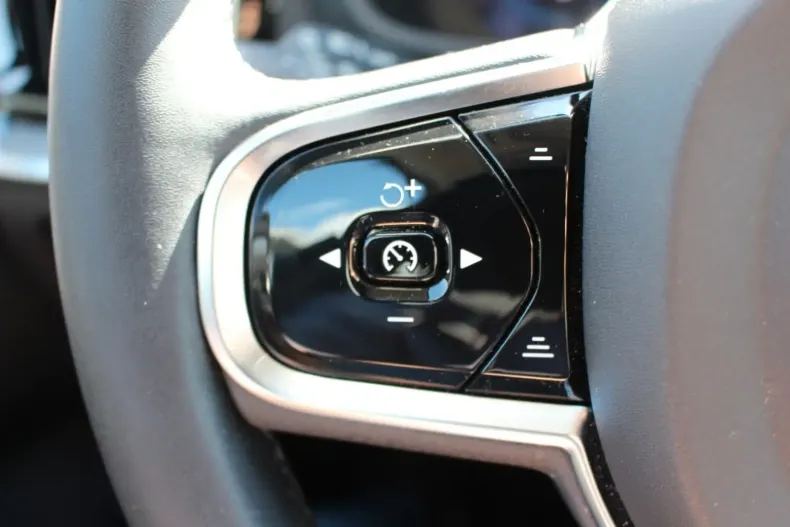 Volvo S60 din 2023 cu 10.500 km - oferta VOL152978 - foto 16