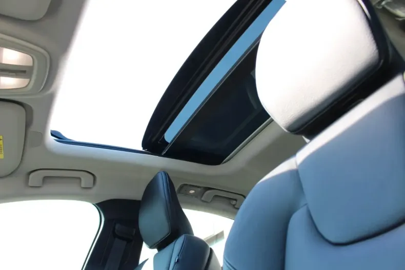 Volvo S60 din 2023 cu 10.500 km - oferta VOL152978 - foto 25