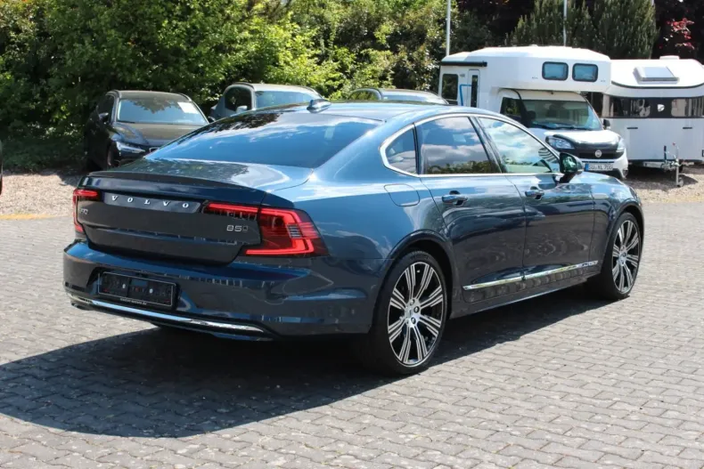 Volvo S90 din 2024 cu 23.100 km - oferta VOL152980 - foto 3