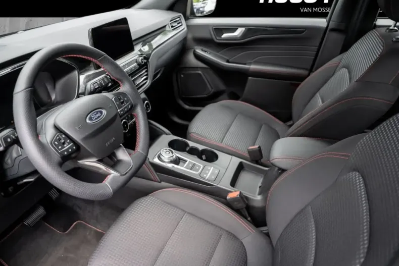 Ford Kuga din 2024 cu 9.650 km - oferta FOR152981 - foto 5