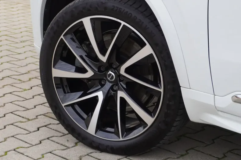 Volvo XC90 din 2021 cu 43.300 km - oferta VOL152982 - foto 28