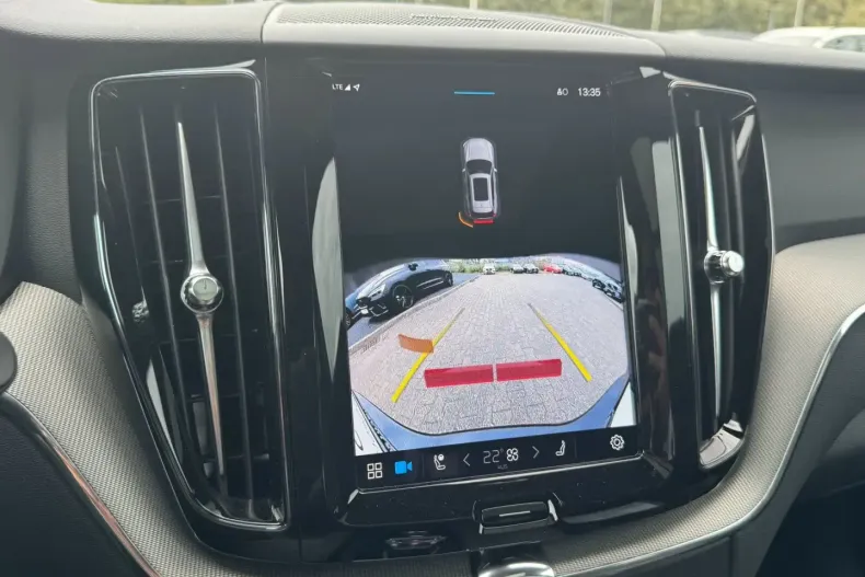 Volvo XC60 din 2024 cu 32.546 km - oferta VOL152983 - foto 21