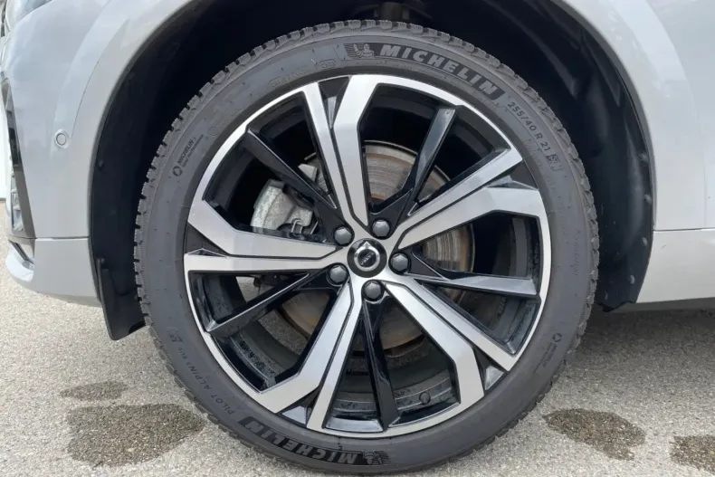 Volvo XC60 din 2023 cu 19.769 km - oferta VOL152985 - foto 7