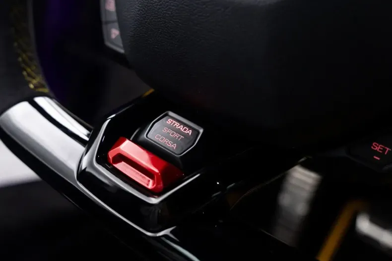 Lamborghini Huracán din 2024 cu 4.237 km - oferta LAM152987 - foto 30