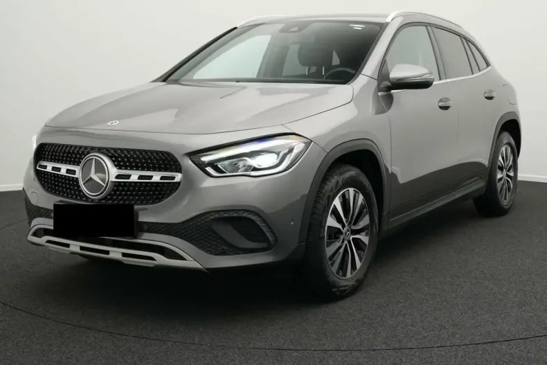 Mercedes-Benz GLA 180 din 2021 cu 97.556 km - oferta MER152989 - foto 1