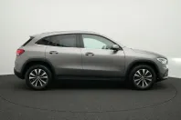 Mercedes-Benz GLA 180 din 2021 cu 97.556 km - oferta MER152989 - foto 3